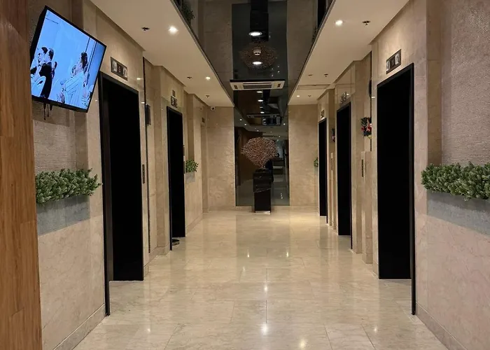 Cozy Poolview Nest, Moa, Netflix, *